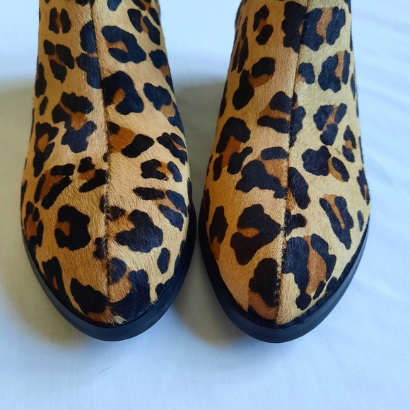 Steve Madden Palace Calf Hair Leopard Booties 6.5 - Picture 5 of 12